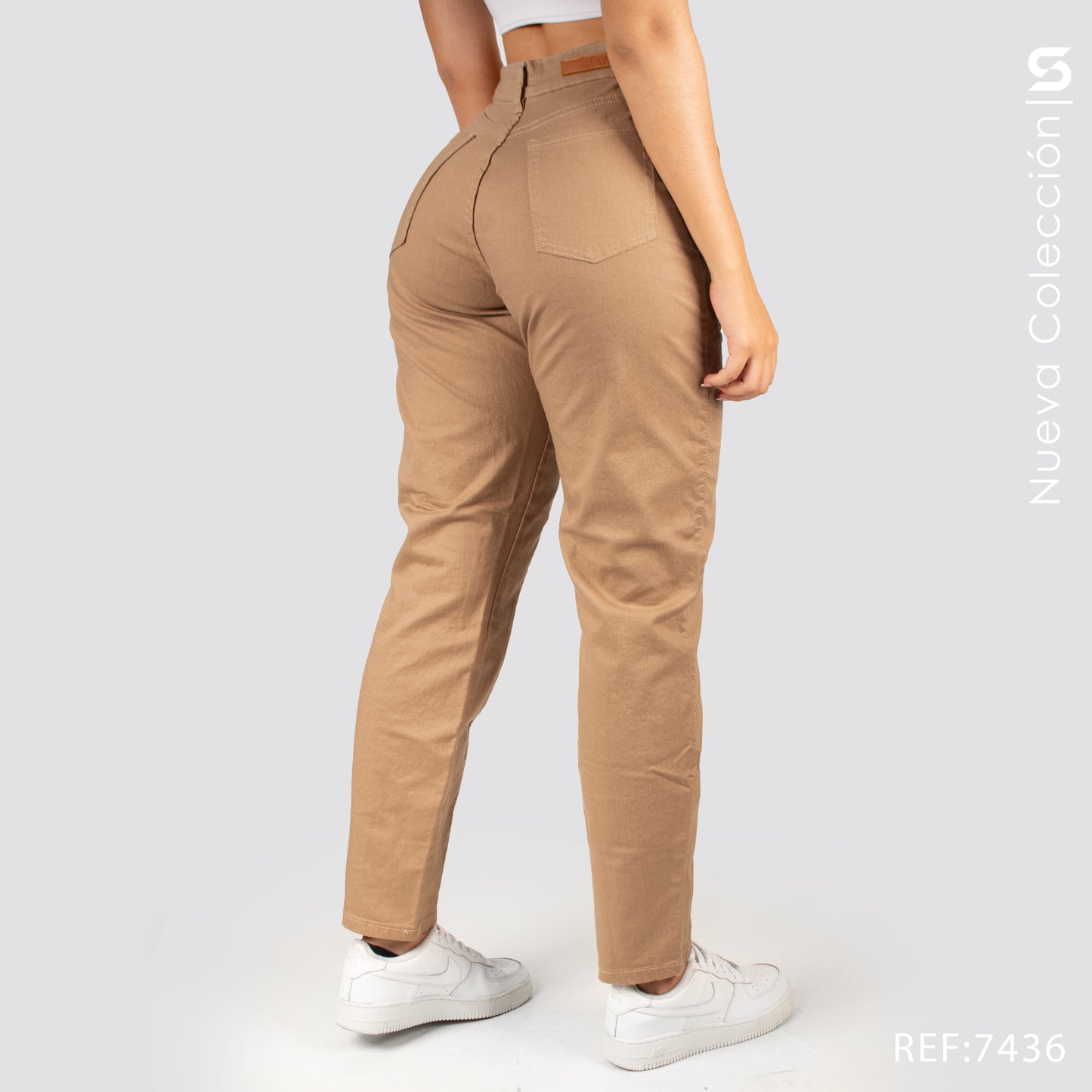 Jeans Mom Fit Tiro Alto S7436