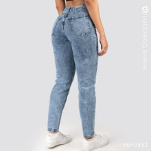 Cargar imagen en el visor de la galería, Jeans Mom Fit Tiro Alto S7533
